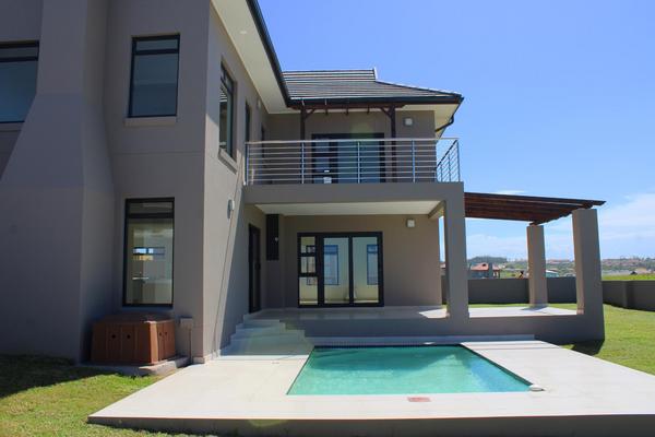 House For Sale in Kidds Beach, Kidd's Beach