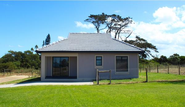 House For Sale in Kidds Beach, Kidd's Beach